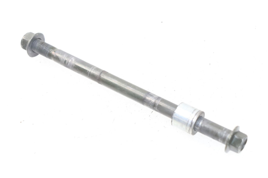 photo de OŚ KOŁA PRZEDNIEGO VASTRO R-ONE 4T 50 (2014 - 2022) - Zbliżenie techniczne