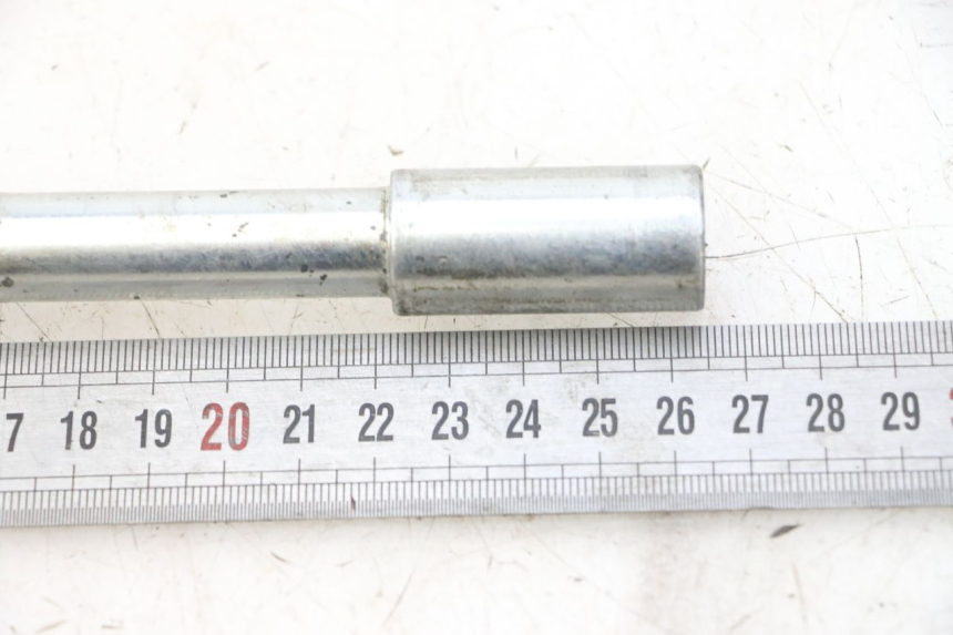 photo de OŚ KOŁA PRZEDNIEGO MAG POWER R-STREET 50 (2016 - 2025) - Zbliżenie techniczne