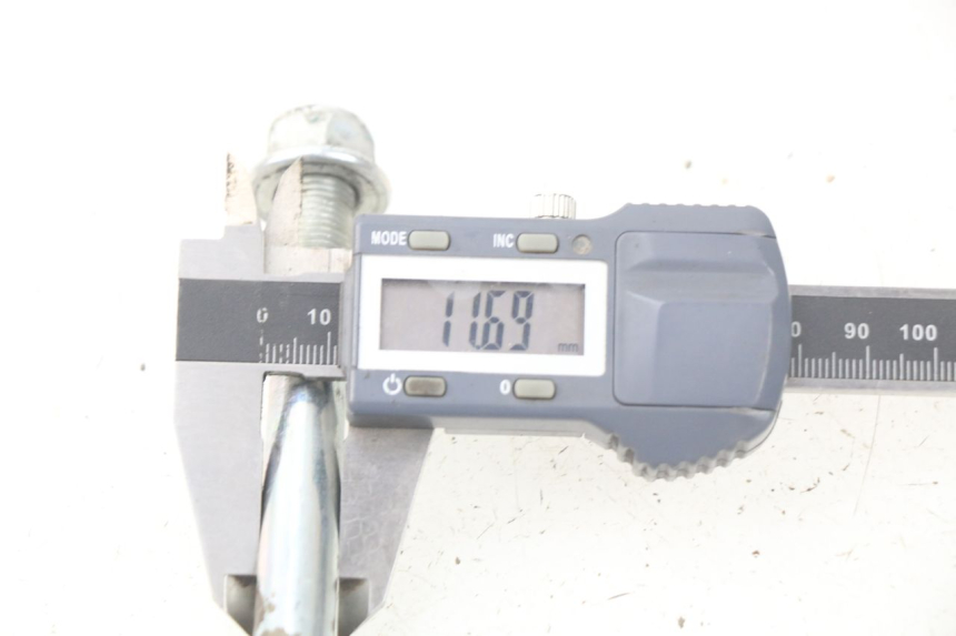 photo de OŚ KOŁA PRZEDNIEGO RED ELECTRIC RED E PRO 1 (2017 - 2019) - Zoom stanu zużycia