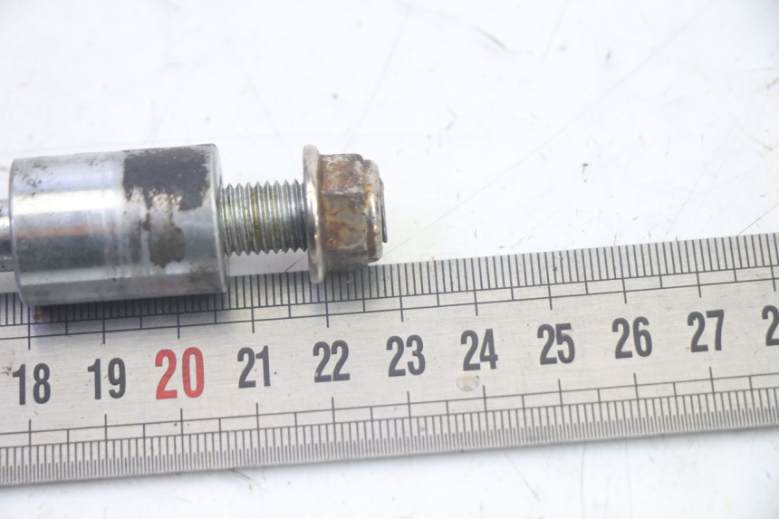 photo de OŚ KOŁA PRZEDNIEGO TNT MOTOR ROMA 10' 4T 50 (2019 - 2022) - Inny kąt widzenia