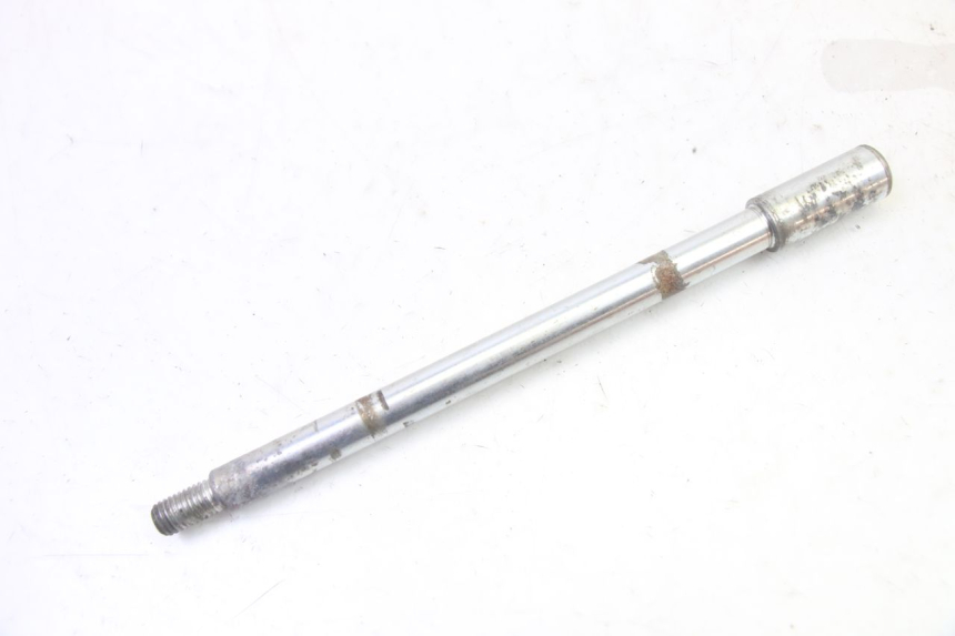 photo de OŚKA KOŁA PRZEDNIEGO GILERA RUNNER SP 50 (2009 - 2017) - Szczegół części