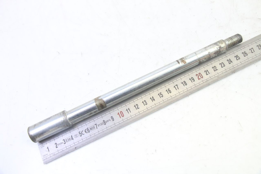 photo de OŚKA KOŁA PRZEDNIEGO GILERA RUNNER SP 50 (2009 - 2017) - Zoom stanu zużycia