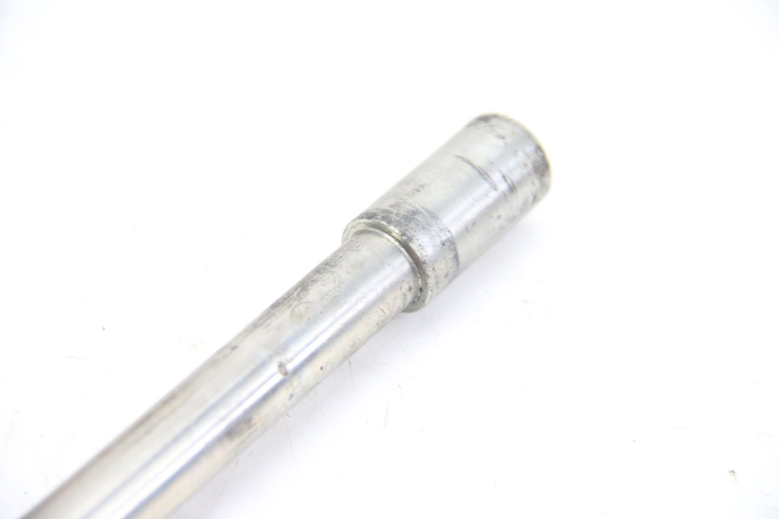 photo de OŚ KOŁA PRZEDNIEGO PEUGEOT SATELIS 125 (2006 - 2009) - Oznaczenia i referencje