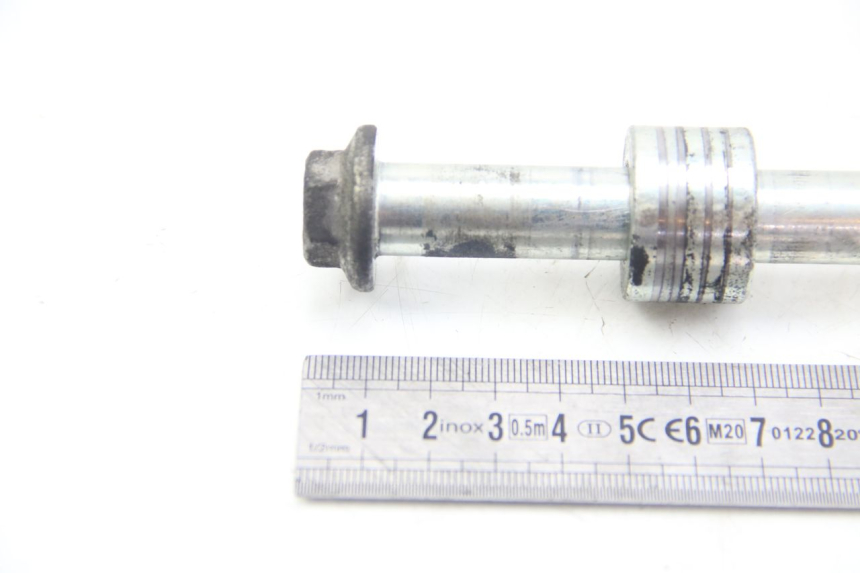 photo de OŚ KOŁA PRZEDNIEGO SUZUKI SIXTEEN 125 (2008 - 2010) - Widok ogólny