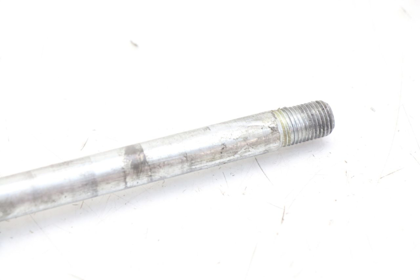 photo de OŚ KOŁA PRZEDNIEGO MBK SKYCRUISER 125 (2006 - 2009) - Zoom stanu zużycia