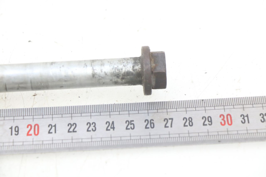 photo de OŚKA KOŁA PRZEDNIEGO PEUGEOT SPEEDFIGHT 3 AIR 50 (2009 - 2015) - Zoom stanu zużycia