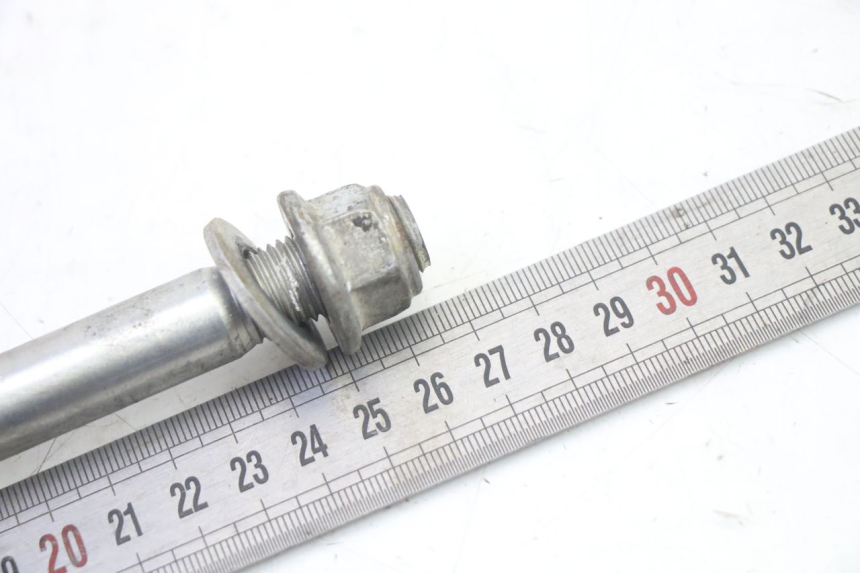 photo de OŚ PRZEDNIEGO KOŁA PEUGEOT STREETZONE I NAKED 2T 50 (2018 - 2020) - Inny kąt widzenia