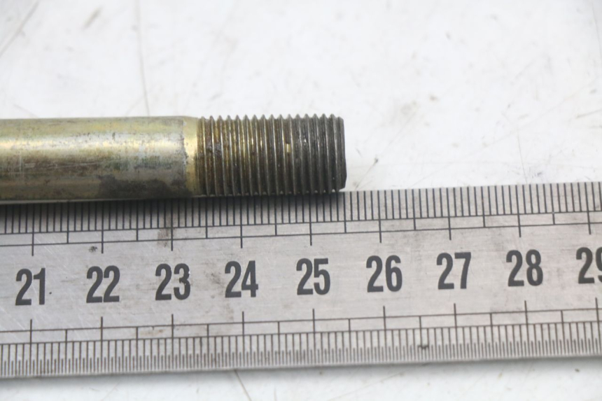 photo de OŚKA KOŁA PRZEDNIEGO KYMCO SUPER 8 125 (2008 - 2015) - Zoom stanu zużycia