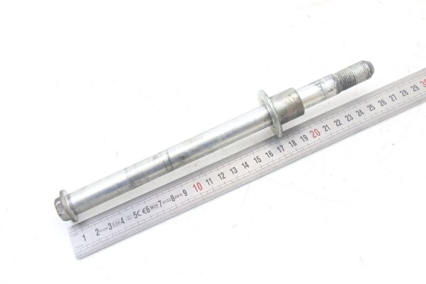 photo de OŚ KOŁA PRZEDNIEGO SUZUKI GSF S BANDIT 600 (2000 - 2004) - Szczegół części