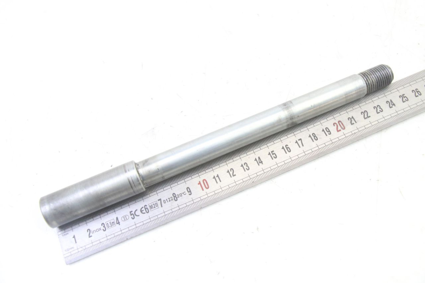 photo de OŚ KOŁA PRZEDNIEGO SUZUKI SV S 650 (2003 - 2009) - Zoom stanu zużycia