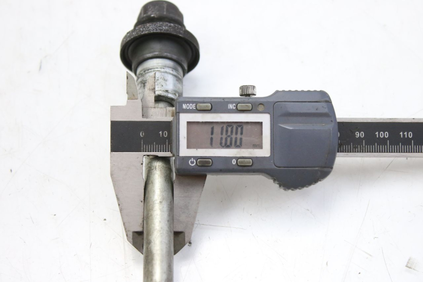 photo de OŚ KOŁA PRZEDNIEGO PEUGEOT SV 125 (1991 - 1994) - Zbliżenie techniczne