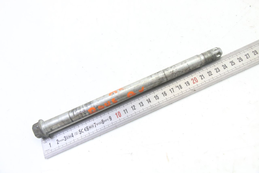 photo de OŚ KOŁA PRZEDNIEGO YAMAHA TDR DELTABOX 125 (1997 - 2003) - Zoom stanu zużycia