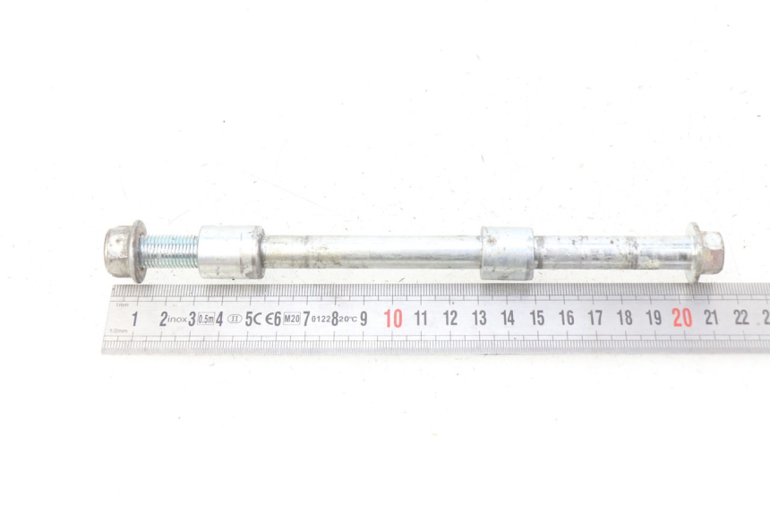 photo de OŚ PRZEDNIEGO KOŁA NITRO MOTORS THUNDER 125 - Zbliżenie techniczne