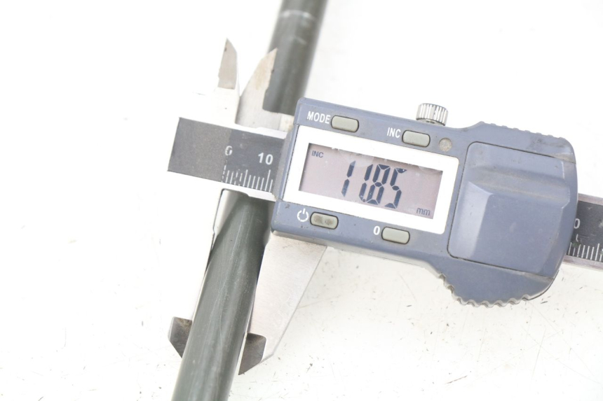 photo de OŚ KOŁA PRZEDNIEGO PEUGEOT TWEET ACTIVE 4T 50 (2018 - 2022) - Inny kąt widzenia