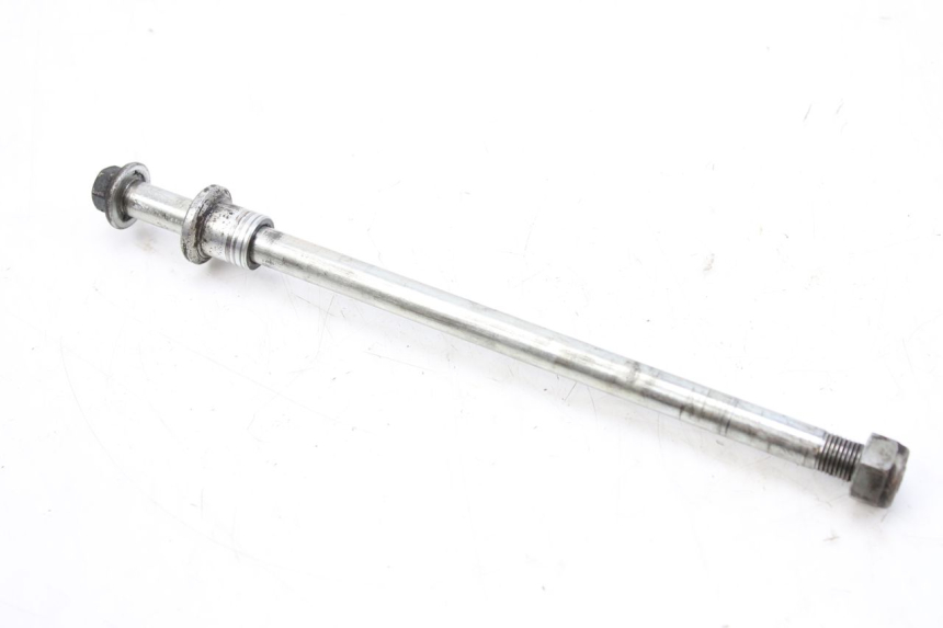 photo de OŚ KOŁA PRZEDNIEGO SUZUKI UH BURGMAN 125 (2002 - 2006) - Szczegół części