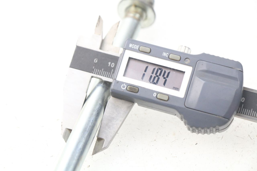 photo de OŚKA KOŁA PRZEDNIEGO PEUGEOT V-CLIC VCLIC 50 (2007 - 2013) - Inny kąt widzenia