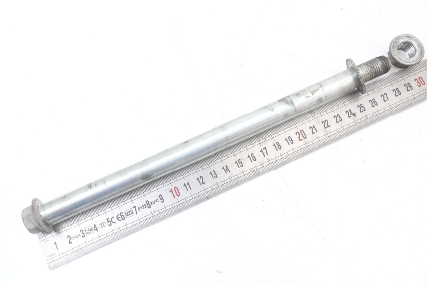 photo de OŚ KOŁA PRZEDNIEGO PEUGEOT VIVACITY NEW 4T 50 (2008 - 2017) - Szczegół części