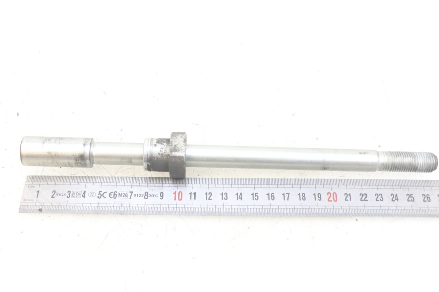 photo de OŚ KOŁA PRZEDNIEGO YAMAHA X-CITY XCITY 125 (2007 - 2013) - Zbliżenie techniczne