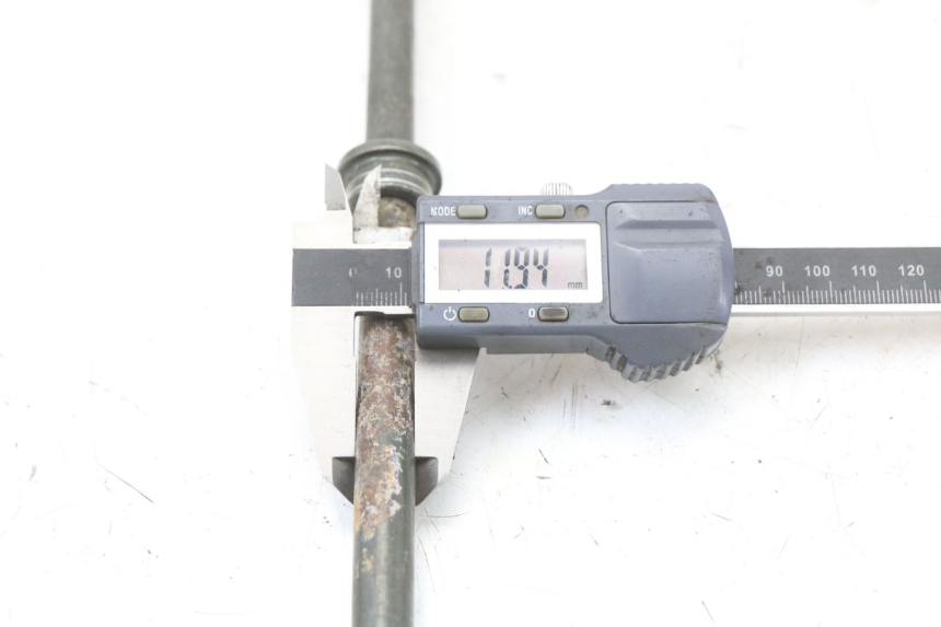 photo de OŚ KOŁA PRZEDNIEGO SYM X-PRO 4T 50 (2014 - 2021) - Zoom stanu zużycia