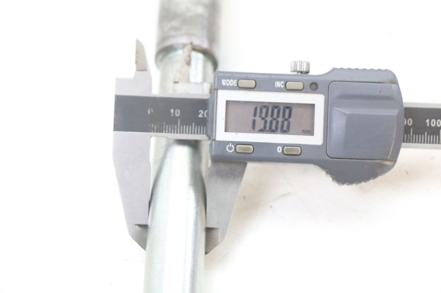 photo de OŚ KOŁA PRZEDNIEGO KYMCO XCITING 250 (2006 - 2009) - Widok ogólny