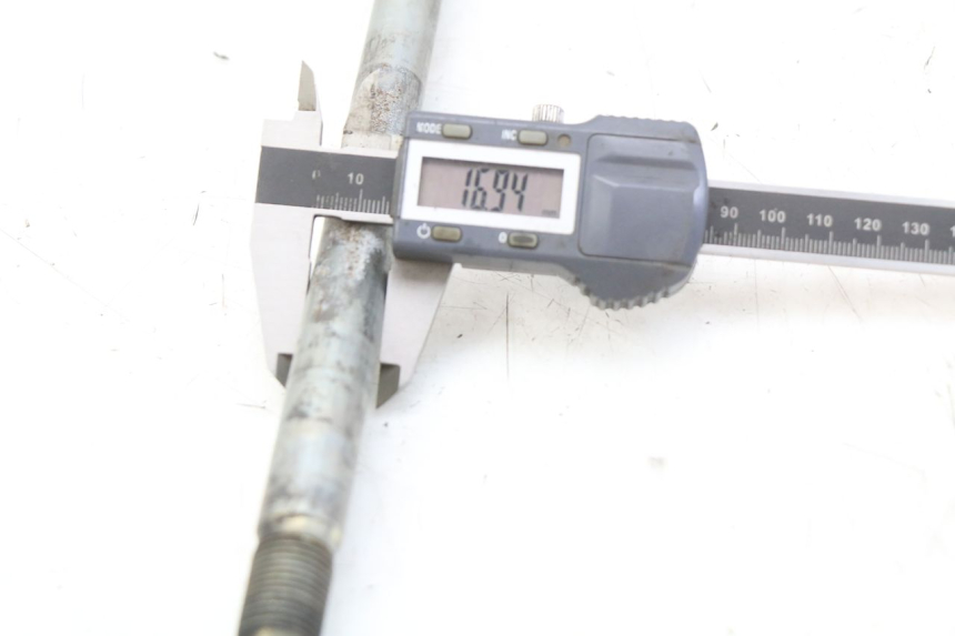 photo de OŚKA KOŁA PRZEDNIEGO YAMAHA XJ600 XJ DIVERSION 600 (1992 - 1997) - Szczegół części