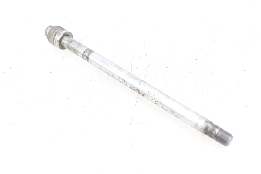 photo de OŚ KOŁA PRZEDNIEGO YAMAHA XVS DRAG STAR DRAGSTAR 650 (1997 - 2007) - Inny kąt widzenia