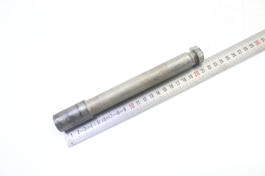 photo de OŚ KOŁA PRZEDNIEGO YAMAHA YZF YZ-F 450 (2014 - 2016) - Zoom stanu zużycia