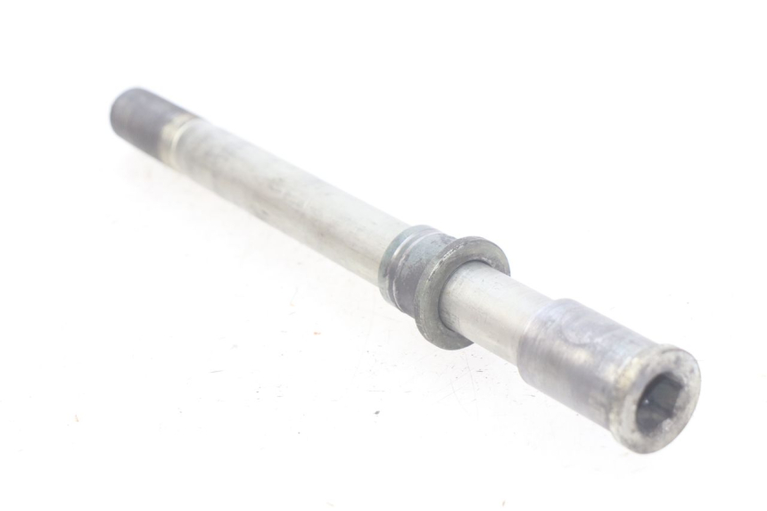 photo de OŚ KOŁA PRZEDNIEGO KAWASAKI Z S 750 (2003 - 2006) - Widok główny