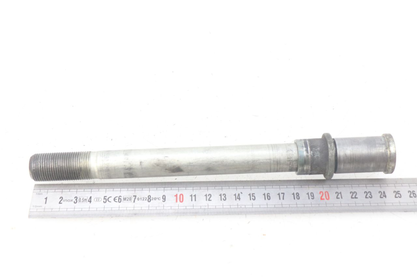 photo de OŚ KOŁA PRZEDNIEGO KAWASAKI Z S 750 (2003 - 2006) - Zoom stanu zużycia