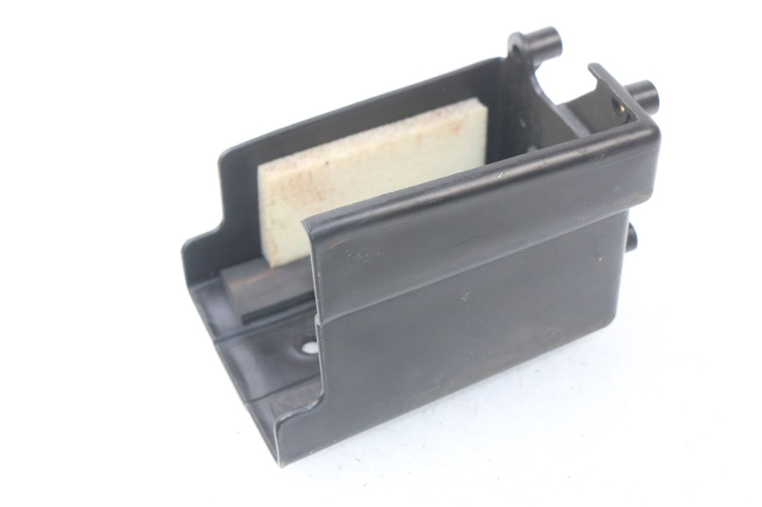 photo de POJEMNIK NA AKUMULATOR HYOSUNG AQUILA GV 125 (2009 - 2016) - Inny kąt widzenia