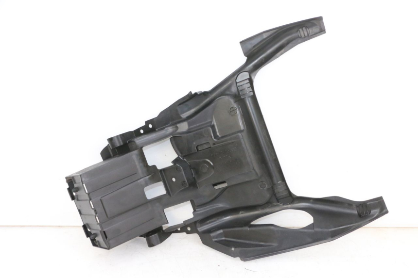 photo de POJEMNIK NA AKUMULATOR SUZUKI BURGMAN 650 (2013 - 2020) - Szczegół części