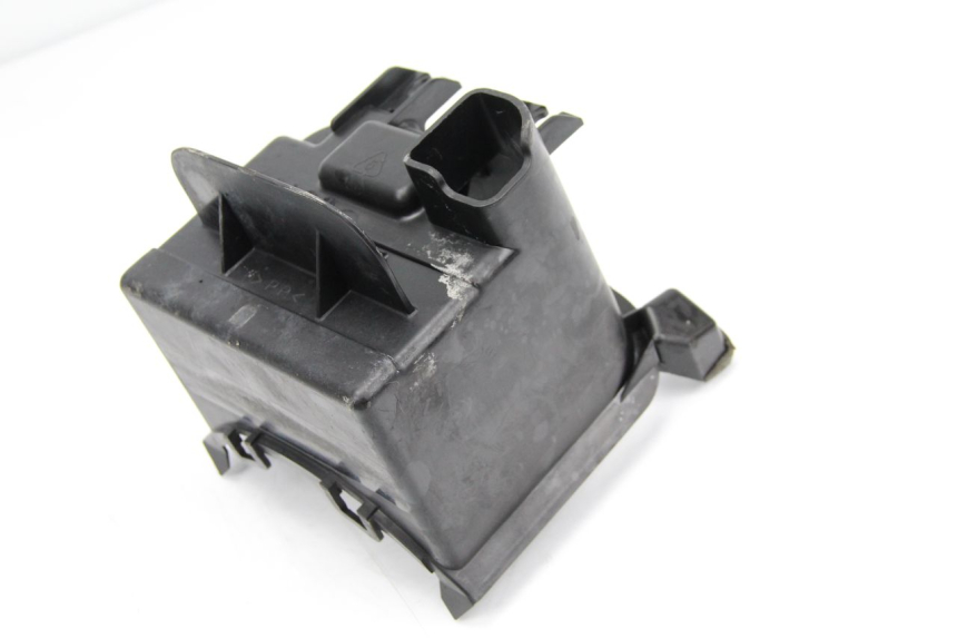 photo de POJEMNIK NA AKUMULATOR YAMAHA CYGNUS X INJECTION 125 (2007 - 2013) - Zbliżenie techniczne