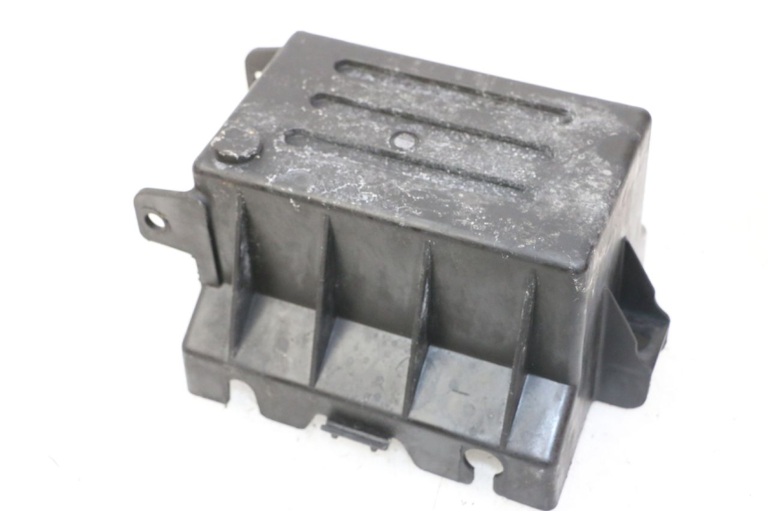 photo de POJEMNIK NA AKUMULATOR DAELIM BESBI 125 (2007 - 2008) - Szczegół części