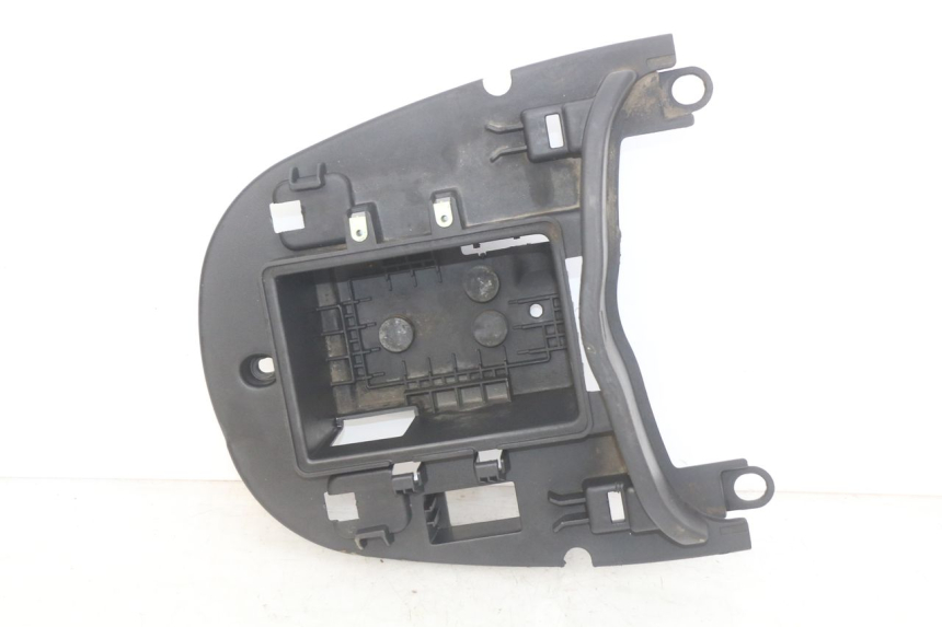 photo de POJEMNIK NA AKUMULATOR PEUGEOT DJANGO 4T 50 (2014 - 2019) - Inny kąt widzenia