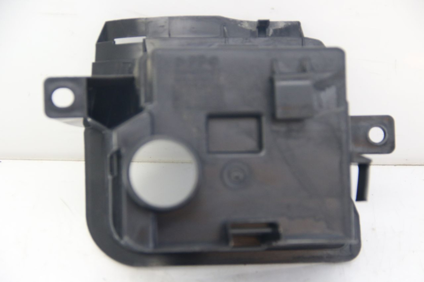 photo de POJEMNIK NA AKUMULATOR YAMAHA D'ELIGHT DELIGHT 125 (2017 - 2020) - Zbliżenie techniczne