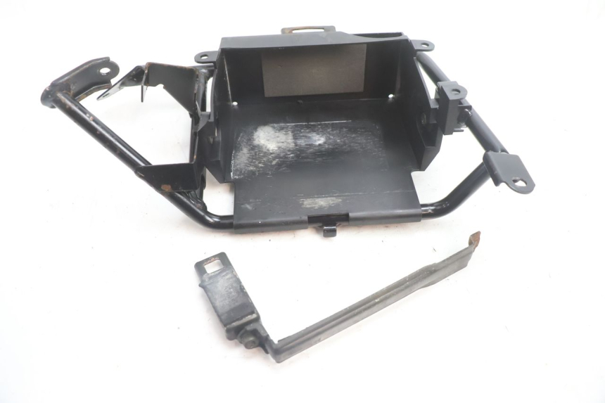 photo de SKRZYNKA AKUMULATORA YAMAHA FJR 1300 (2001 - 2005) - Zoom stanu zużycia