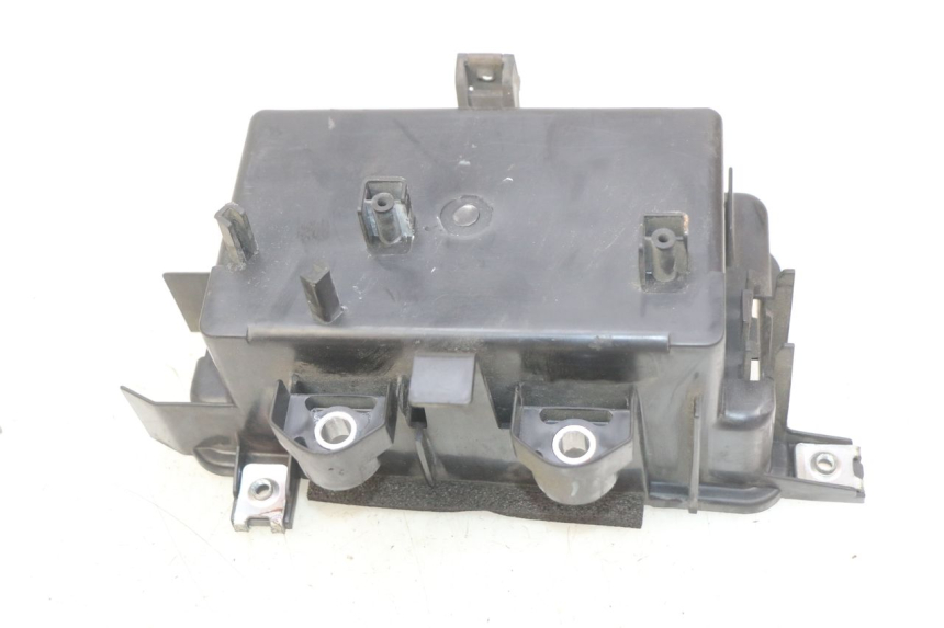 photo de POJEMNIK NA AKUMULATOR HONDA FJS SILVERWING SILVER WING 400 (2009 - 2016) - Zoom stanu zużycia