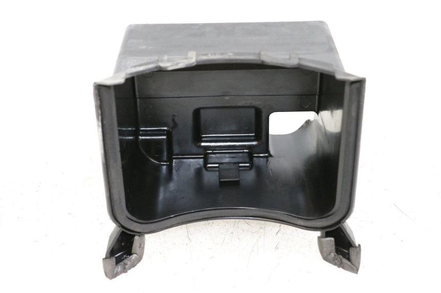 photo de POJEMNIK NA AKUMULATOR MBK FLAME X 125 (2007 - 2016) - Zbliżenie techniczne