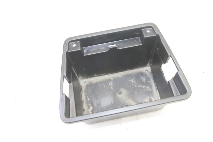 photo de POJEMNIK NA AKUMULATOR VENESI FLY RETRO 4T 50 (2020 - 2025) - Zoom stanu zużycia