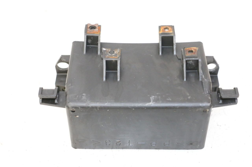 photo de POJEMNIK NA AKUMULATOR YAMAHA FZ6 FAZER S2 600 (2007 - 2011) - Inny kąt widzenia