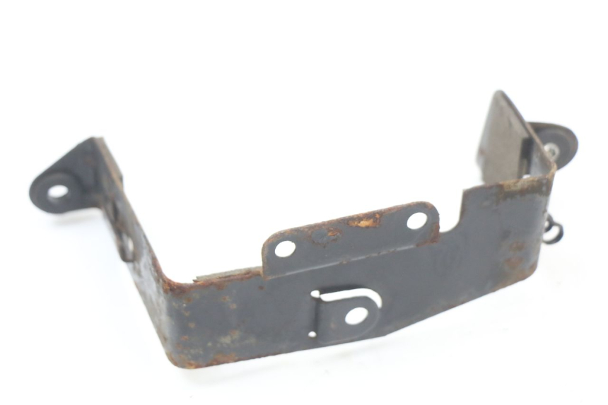 photo de POJEMNIK NA AKUMULATOR SUZUKI GN 125 (1997 - 2000) - Zoom stanu zużycia