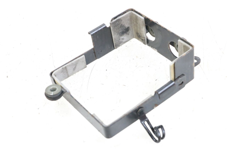 photo de POJEMNIK NA AKUMULATOR SUZUKI GZ MARAUDER 125 (1998 - 2004) - Widok główny