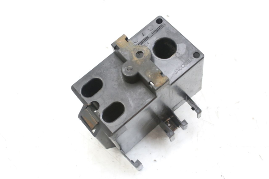 photo de POJEMNIK NA AKUMULATOR PEUGEOT LUDIX 50 (2008 - 2017) - Inny kąt widzenia