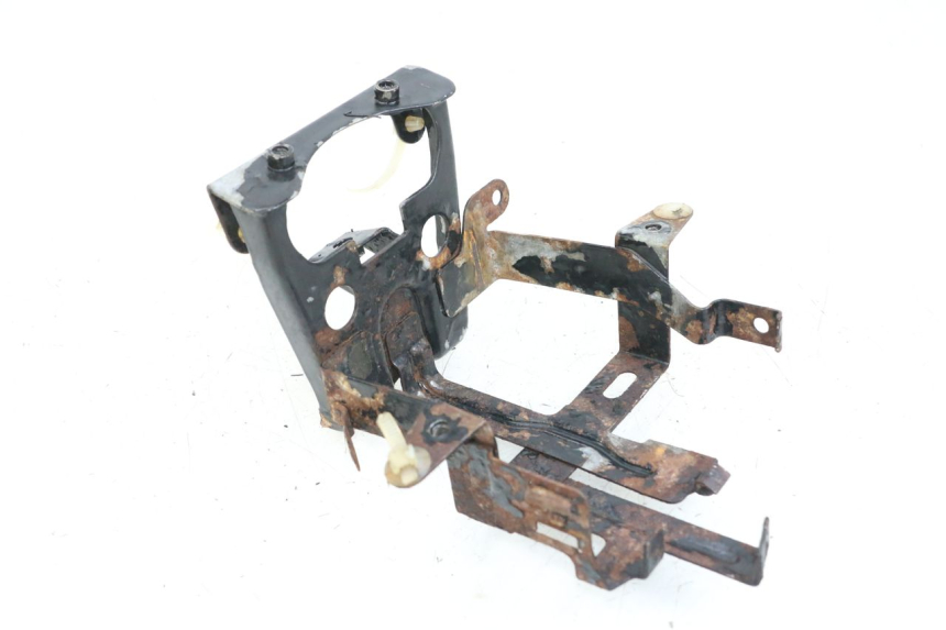 photo de POJEMNIK NA AKUMULATOR HONDA NHX LEAD 110 (2008 - 2010) - Inny kąt widzenia