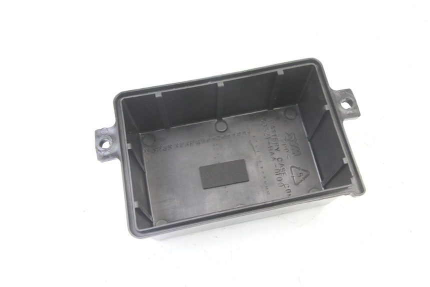 photo de POJEMNIK NA AKUMULATOR SYM ORBIT III 3 4T 50 (2021 - 2025) - Zoom stanu zużycia