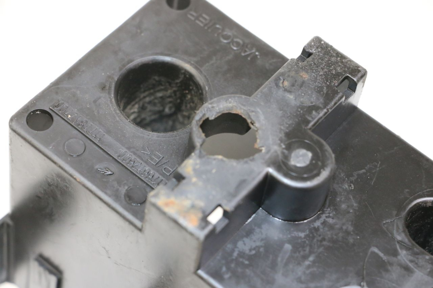 photo de POJEMNIK NA AKUMULATOR PEUGEOT LUDIX 50 (2005 - 2007) - Zoom stanu zużycia