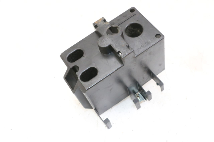 photo de POJEMNIK NA AKUMULATOR PEUGEOT LUDIX 50 (2005 - 2007) - Inny kąt widzenia