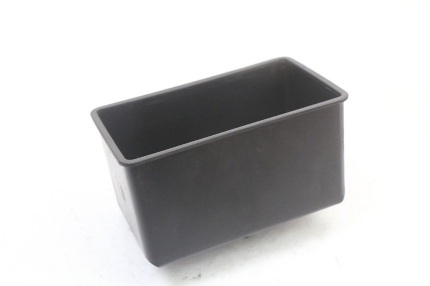 photo de POJEMNIK NA AKUMULATOR PIAGGIO VESPA LX 2T 50 (2005 - 2013) - Widok główny