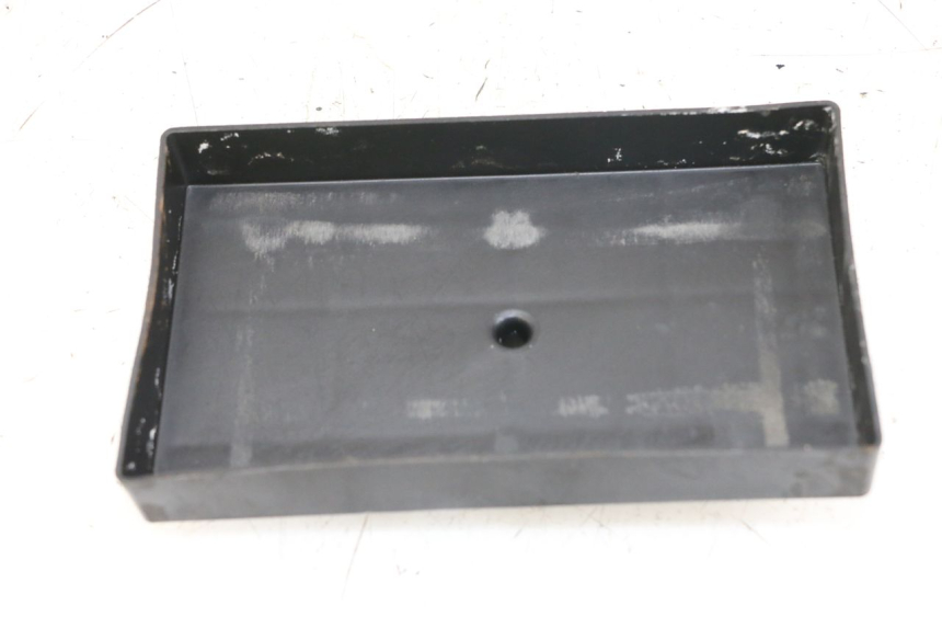 photo de POJEMNIK NA AKUMULATOR PIAGGIO VESPA LX IE 125 (2010 - 2012) - Widok główny