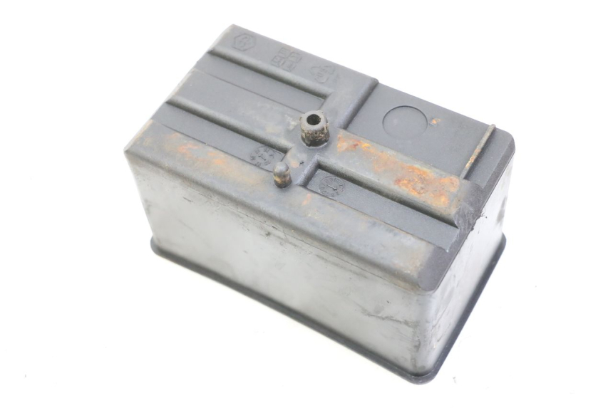 photo de POJEMNIK NA AKUMULATOR PIAGGIO VESPA S 2T 50 (2007 - 2014) - Szczegół części